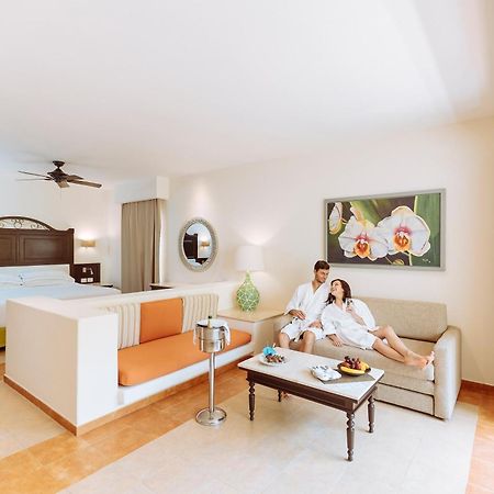 Occidental At Xcaret Destination Otel Playa del Carmen Dış mekan fotoğraf A room at the Iberostar Grand Hotel at Playa del Inglés, Gran Canaria