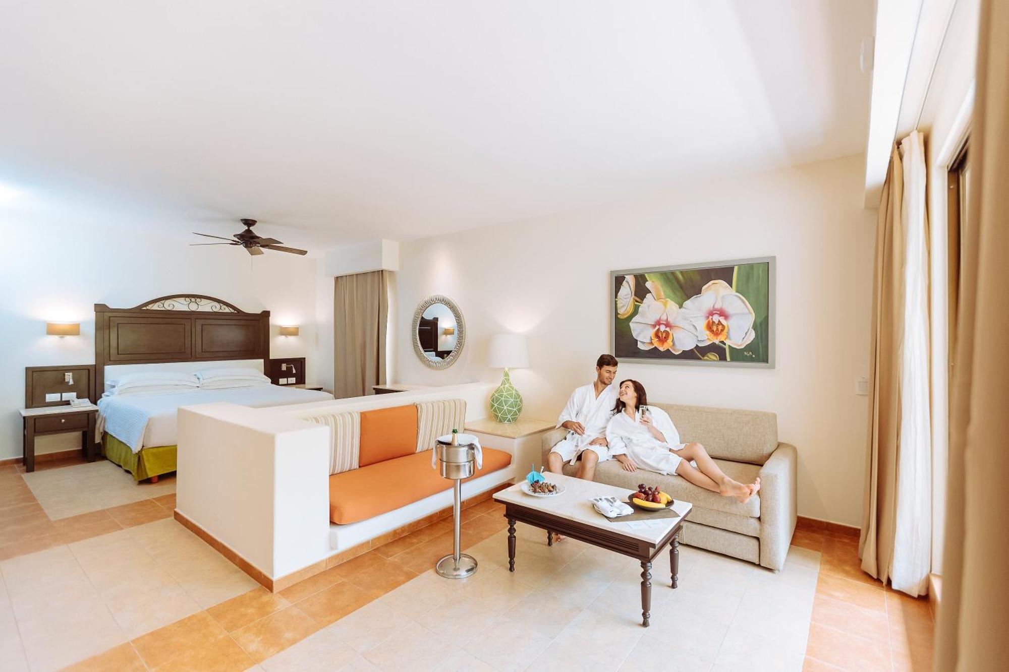 Occidental At Xcaret Destination Otel Playa del Carmen Dış mekan fotoğraf A room at the Iberostar Grand Hotel at Playa del Inglés, Gran Canaria